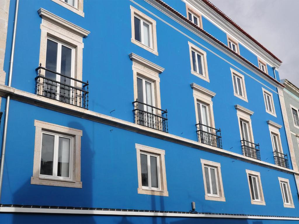 Hello Santa Apolonia * Lisbon